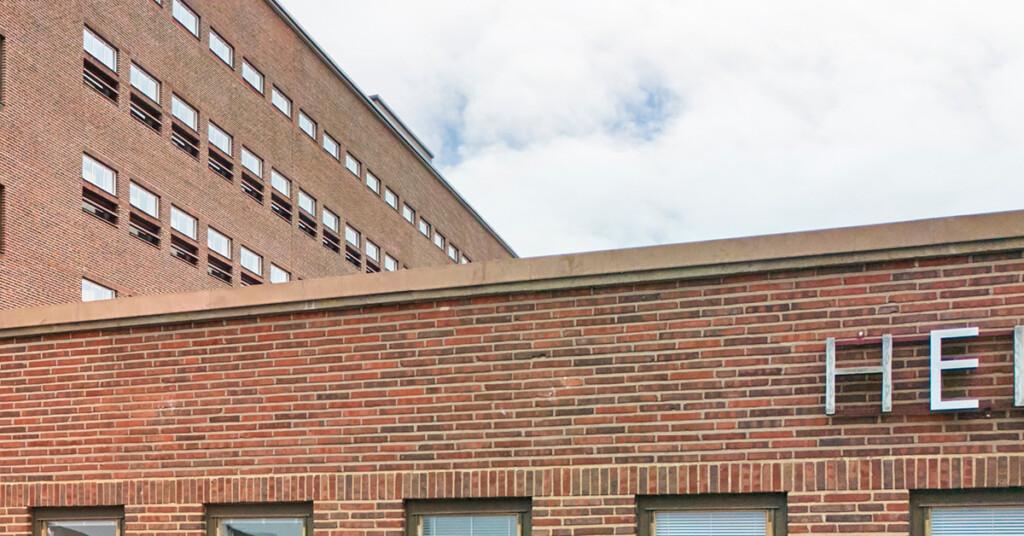 Oikeustalo Salmisaari Helsinki, lähikuva räystäästä